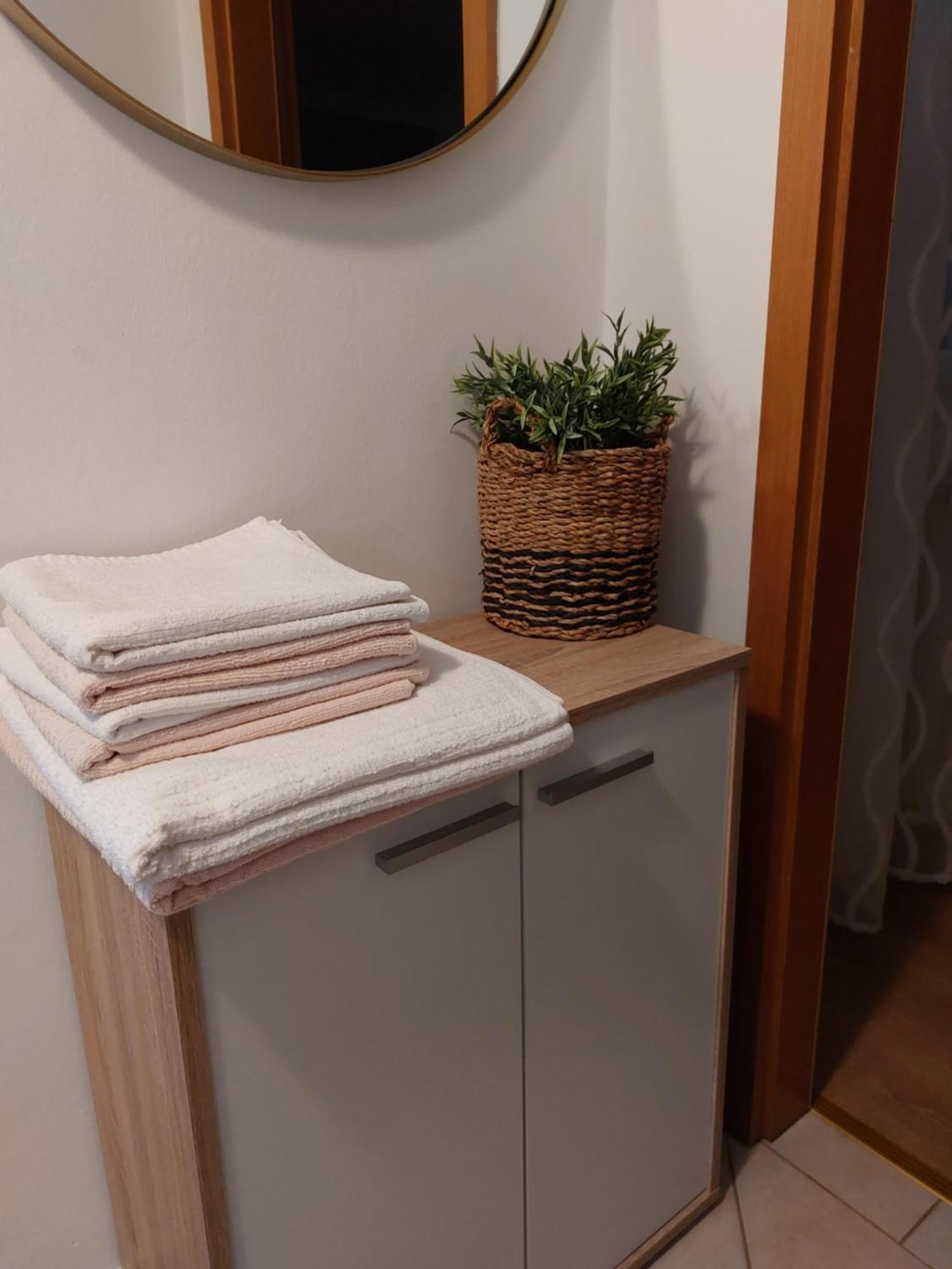 Apartmani Ana Cres Room photo